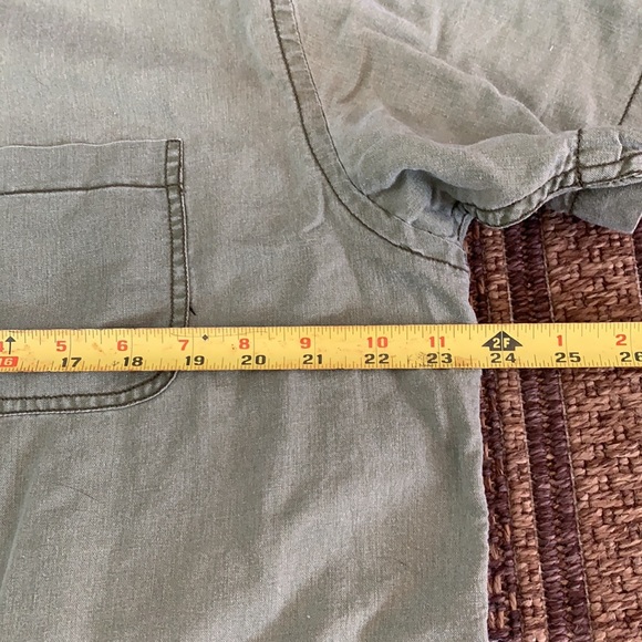 Linen button down - Picture 3 of 3